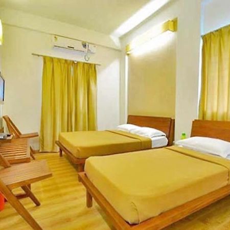 Hotel Holiday Home バンガロール エクステリア 写真