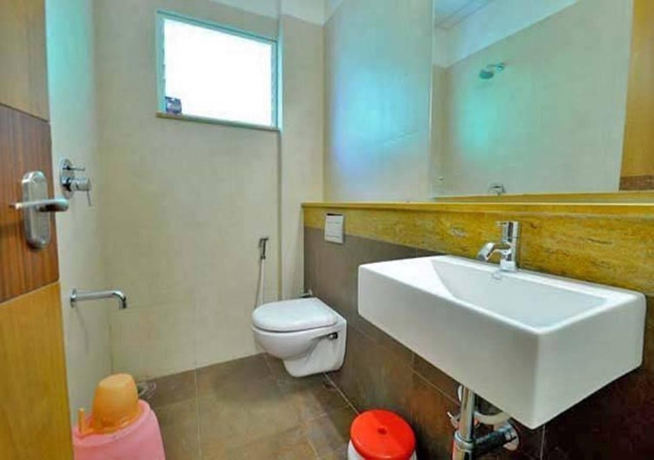Hotel Holiday Home バンガロール エクステリア 写真