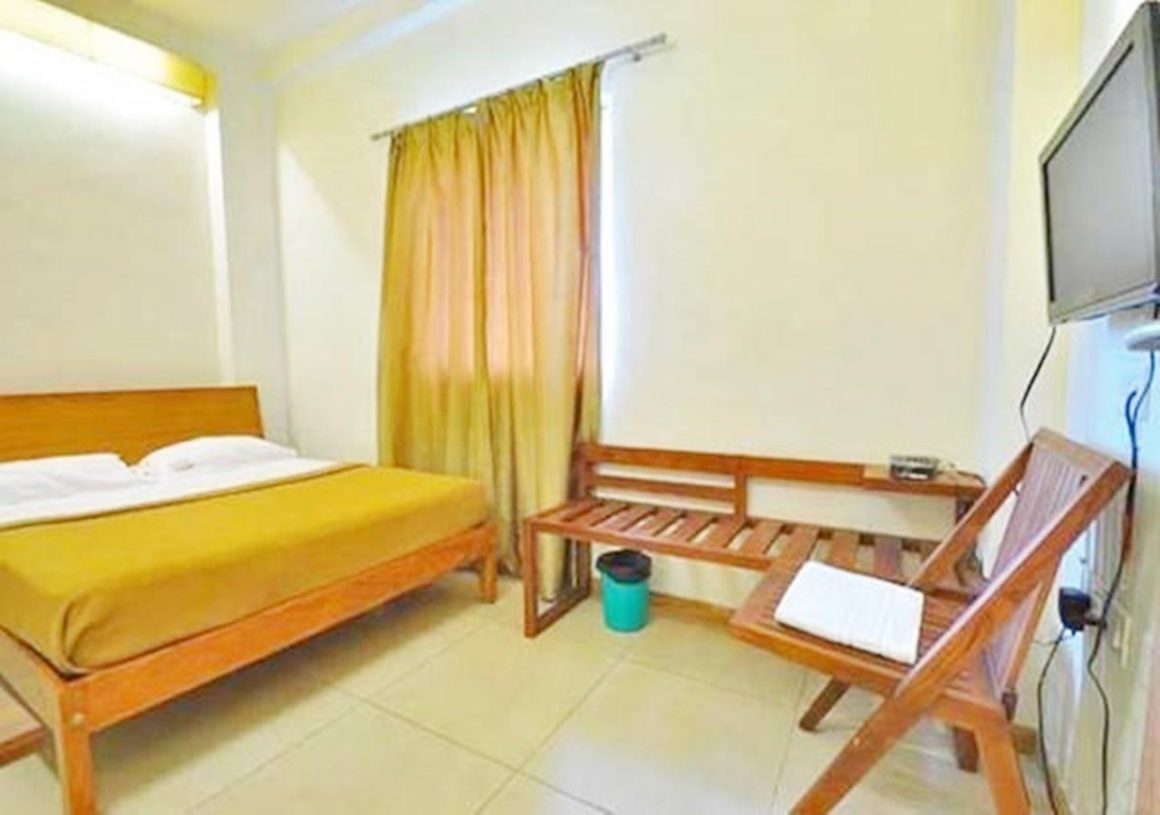Hotel Holiday Home バンガロール エクステリア 写真