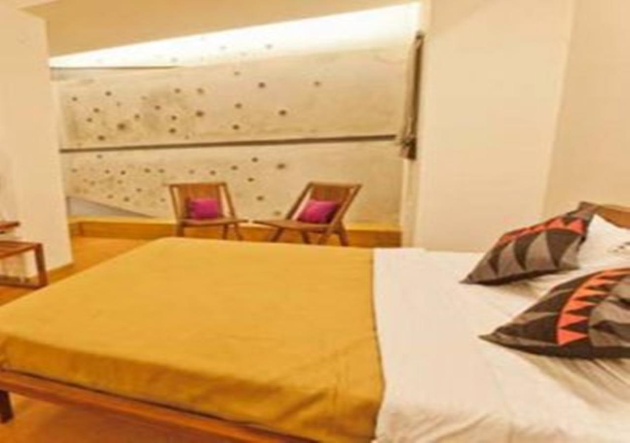 Hotel Holiday Home バンガロール エクステリア 写真