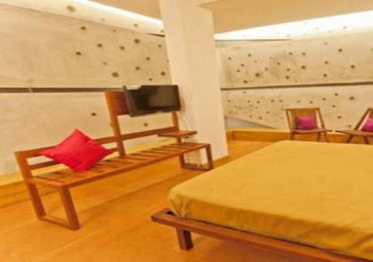 Hotel Holiday Home バンガロール エクステリア 写真